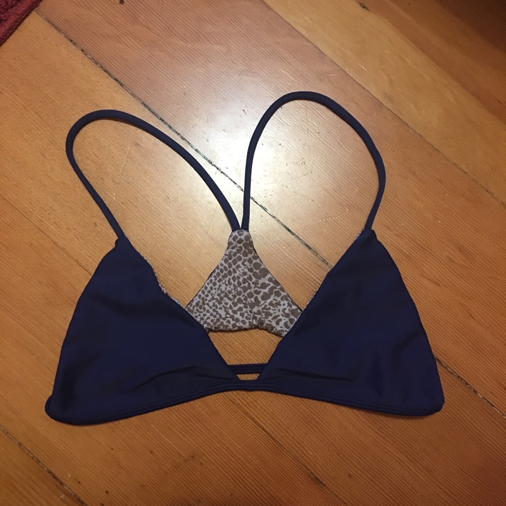 ACACIA SHAKA TOP MED